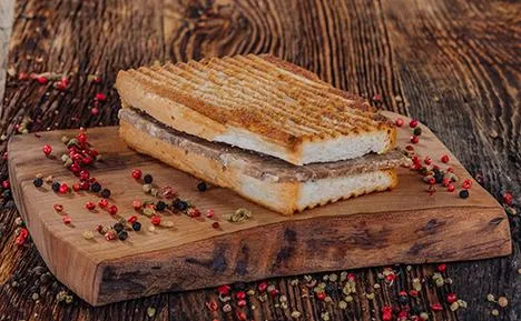 Kavurmalı tost