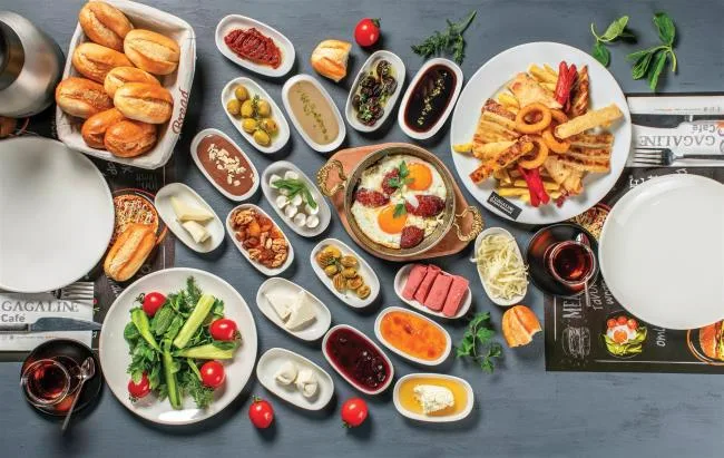 Serpme Kahvaltı